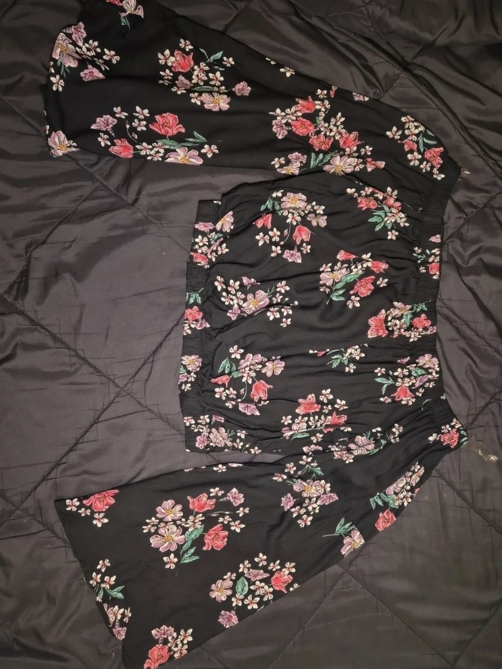 Black Floral Off-Shoulder Crop Top